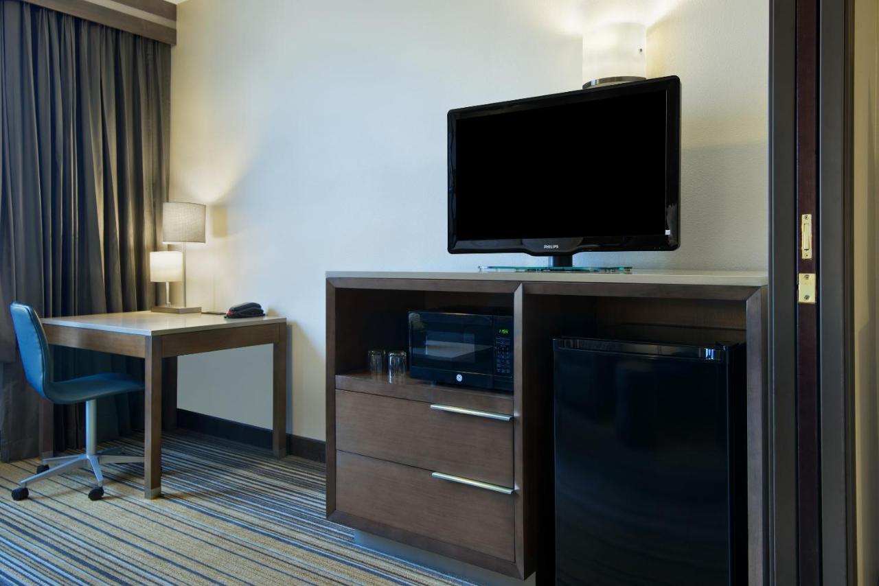 ออกซ์ฟอร์ด สวีท สโปแคน Hotel ภายนอก รูปภาพ