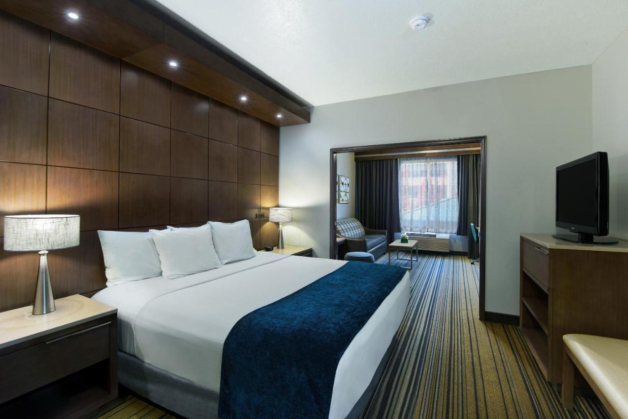 ออกซ์ฟอร์ด สวีท สโปแคน Hotel ภายนอก รูปภาพ