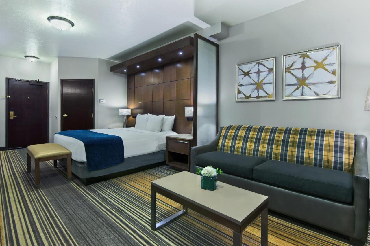 ออกซ์ฟอร์ด สวีท สโปแคน Hotel ภายนอก รูปภาพ