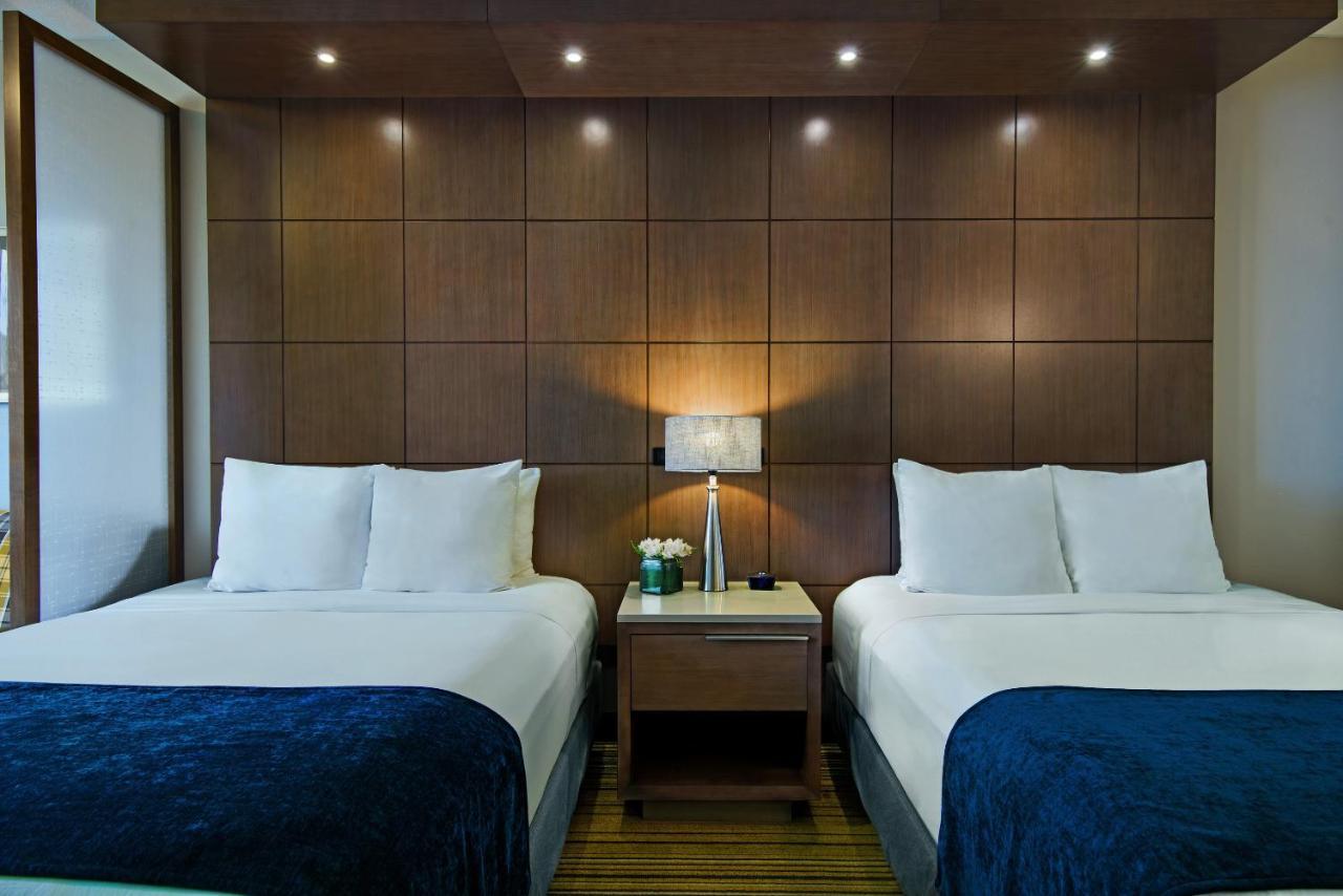ออกซ์ฟอร์ด สวีท สโปแคน Hotel ภายนอก รูปภาพ